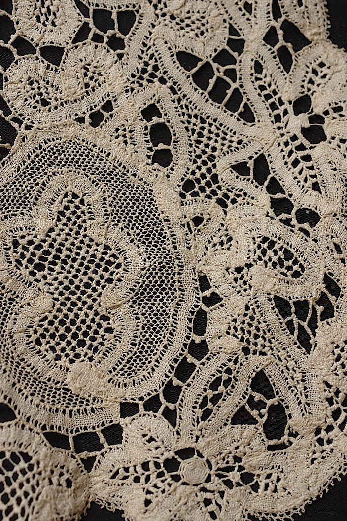 dentelle antique アンティーク 刺繍クロス