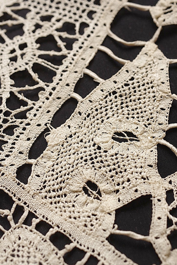 dentelle antique アンティーク 刺繍クロス