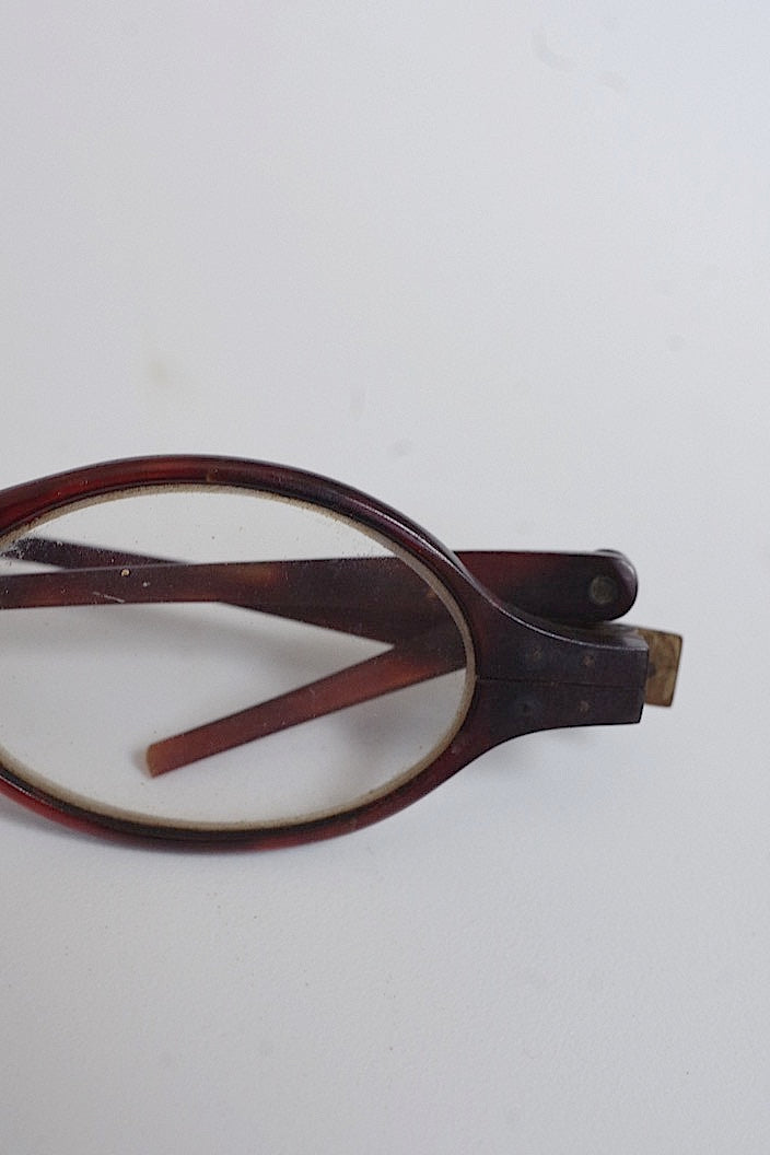 lunette antique アンティーク メガネ .FR a l'epoque