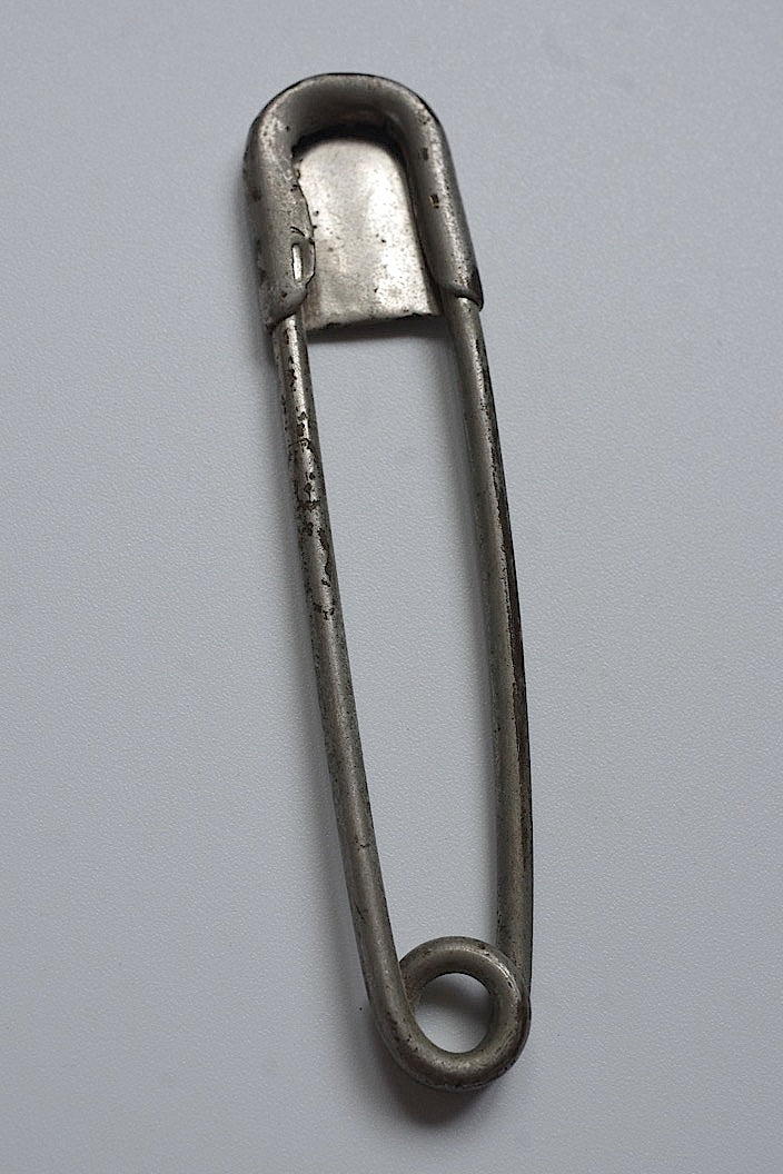 epingle antique アンティーク ピン 大 .FR a l'epoque