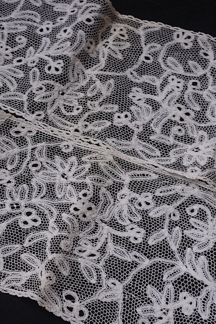 dentelle antique アンティークレース ブロードレース 2種
