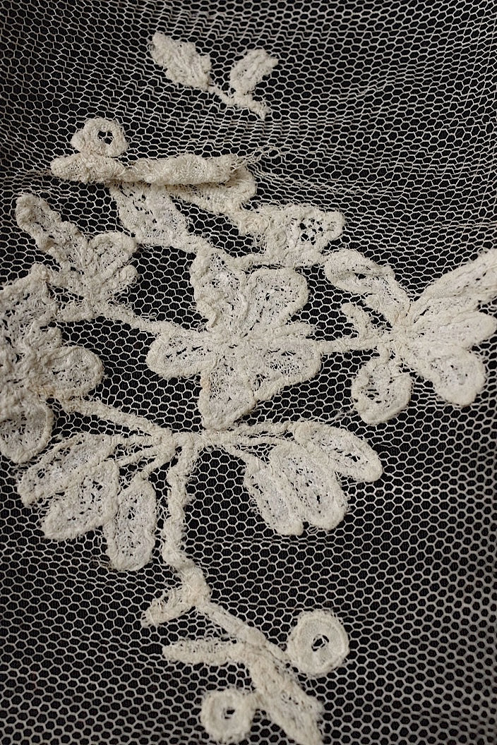 dentelle antique アンティークレース アプリカッションアングレテール 187cm .FR a l'epoque