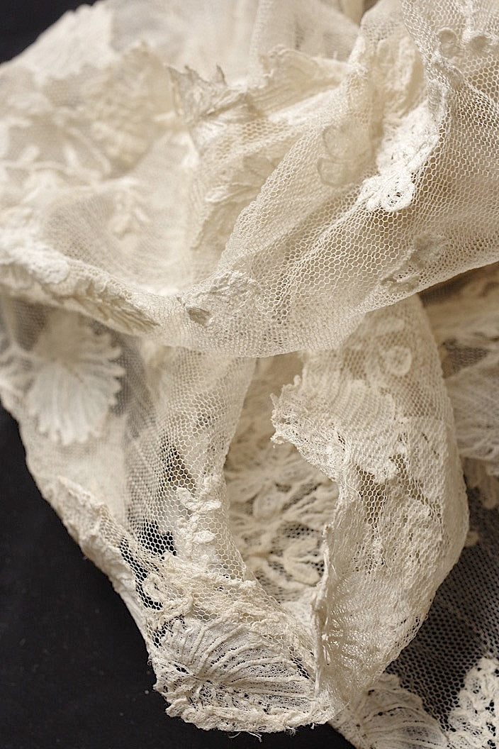 dentelle antique アンティークレース アプリカッションアングレテール 187cm .FR a l'epoque