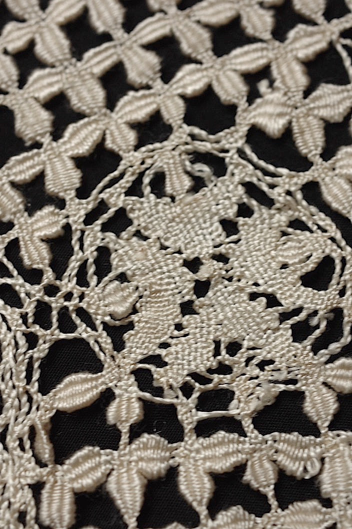 dentelle antique アンティークレース 2種