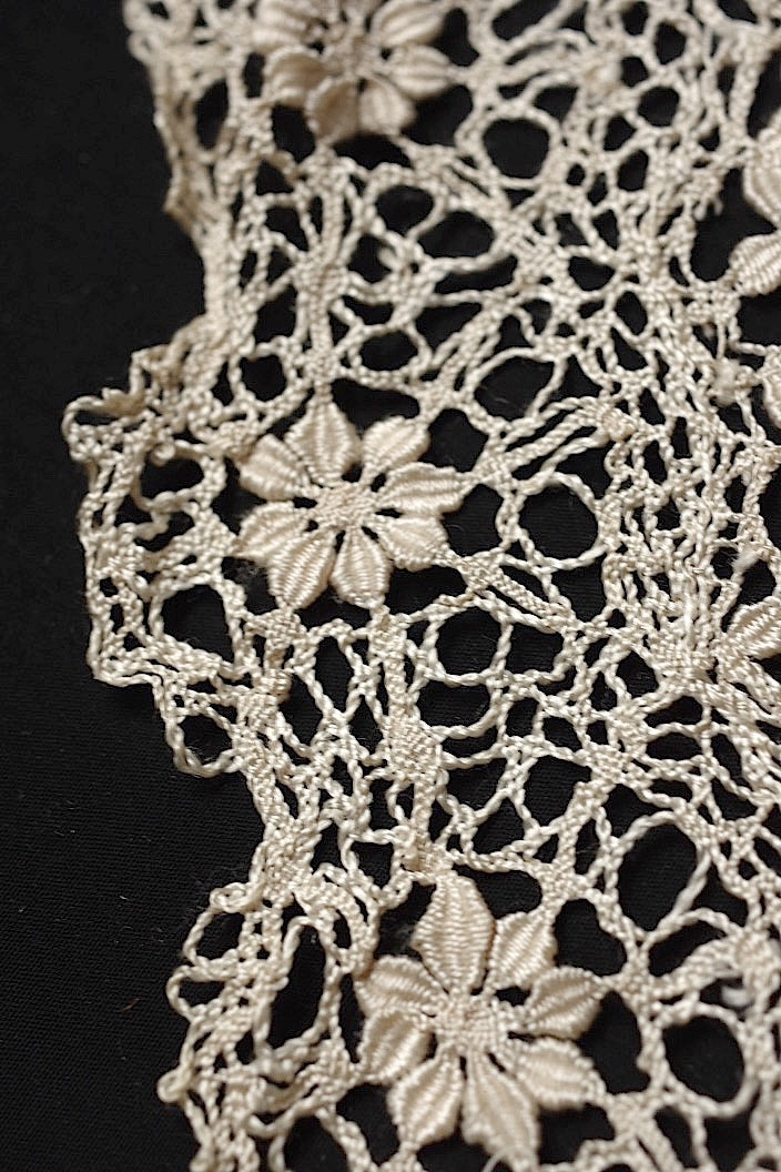 dentelle antique アンティークレース 2種