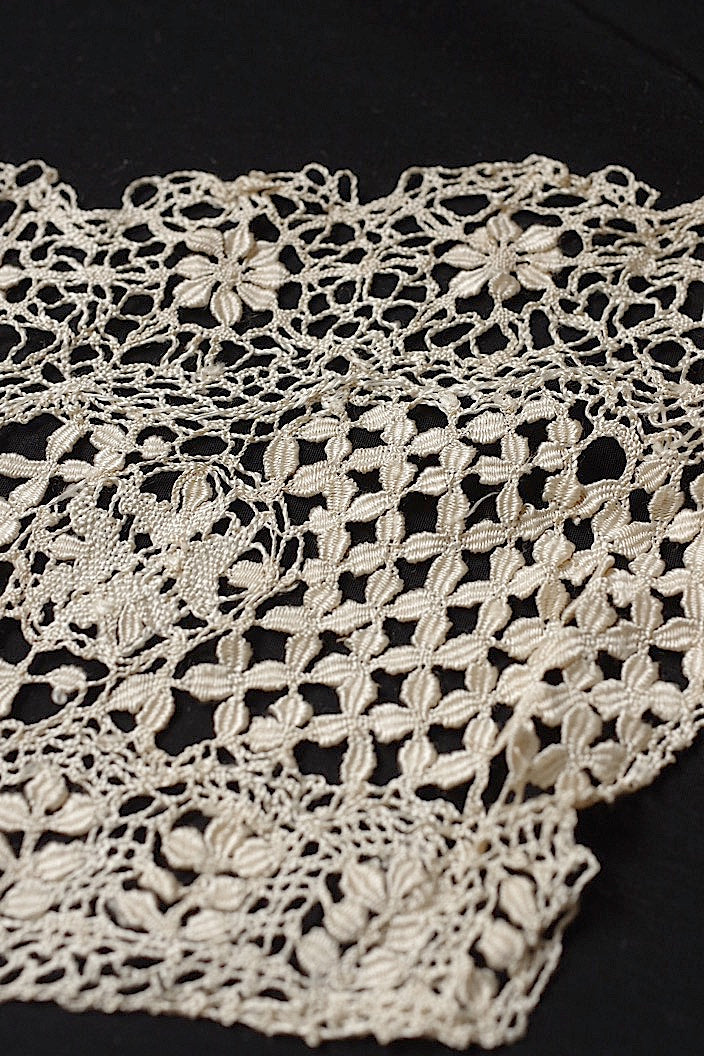 dentelle antique アンティークレース 2種
