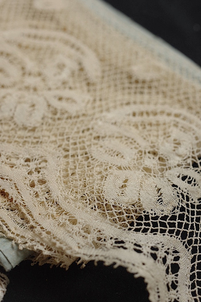 dentelle antique アンティークレース 200cm 154cm 380cm .FR a l'epoque