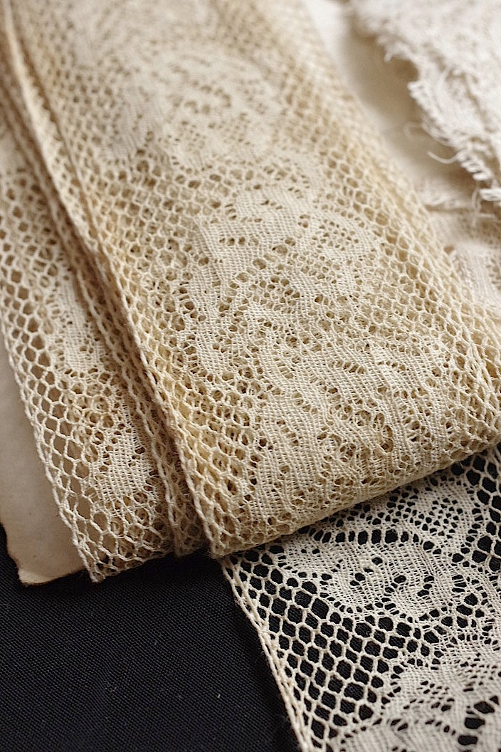 dentelle antique アンティークレース 200cm 154cm 380cm .FR a l'epoque