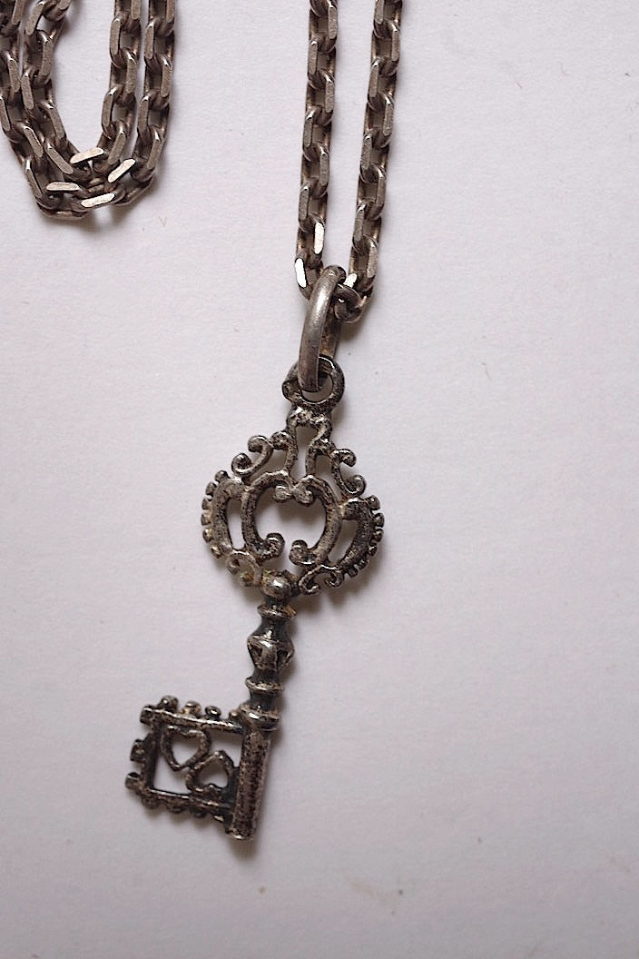 collier antique アンティークペンタント .FR a l'epoque