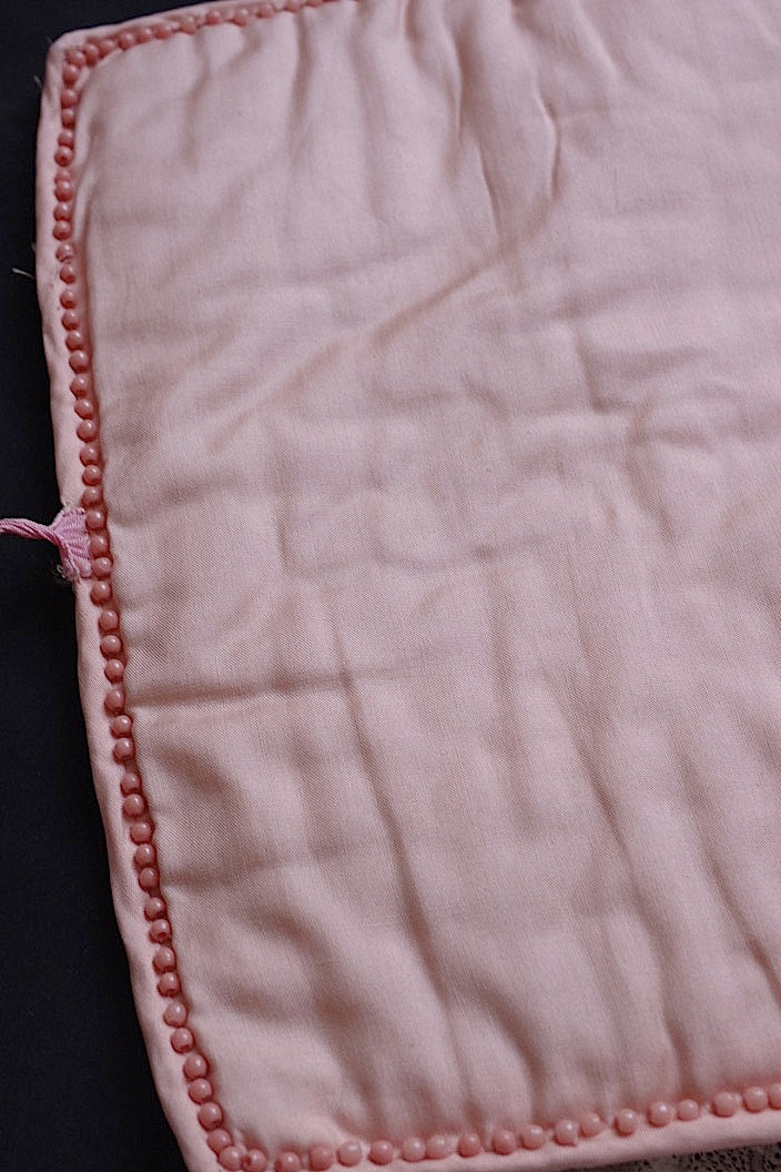 dentelle antique アンティークレース ハンカチ2つ+クッション