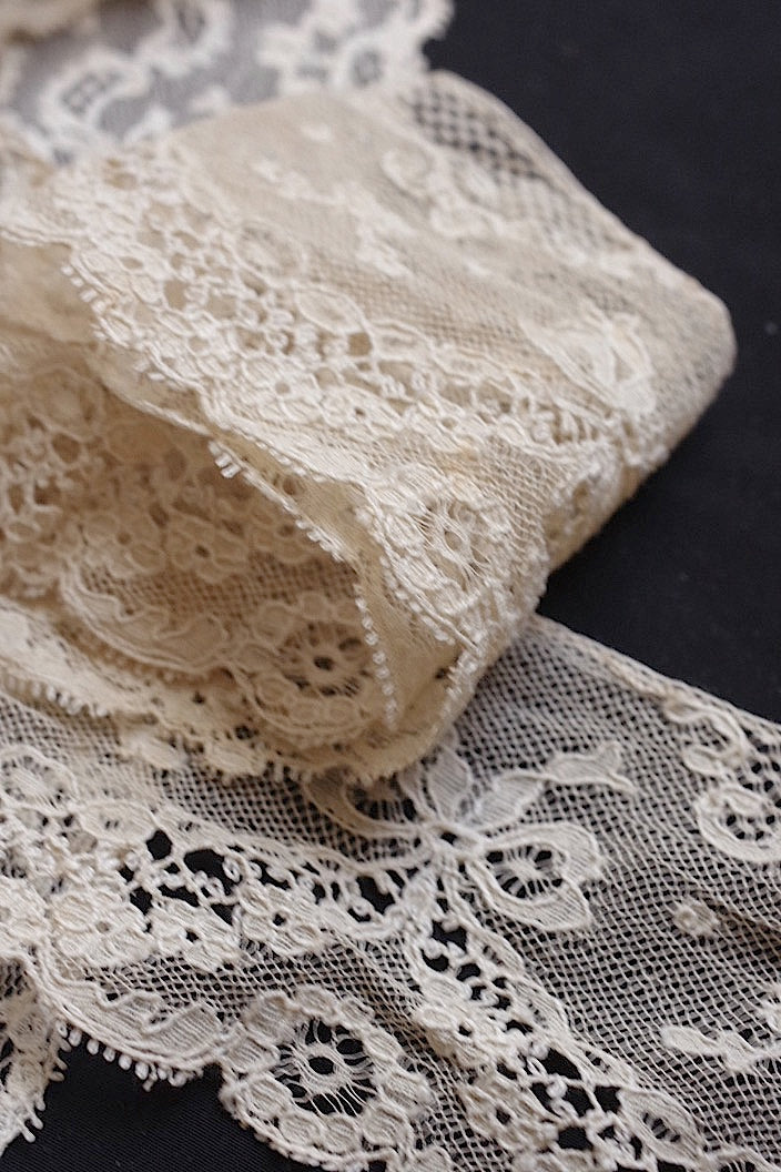 dentelle antique アンティークレース ラペット+90cm端切れ