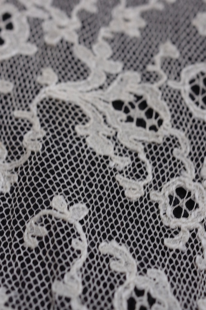 dentelle antique アンティークレース ラペット+90cm端切れ