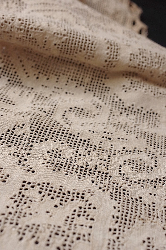 dentelle antique アンティークレース ドロンワーク