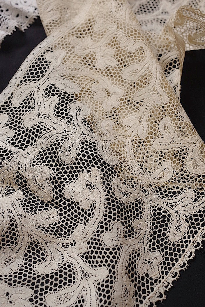 dentelle antique アンティークレース ミラネーズ