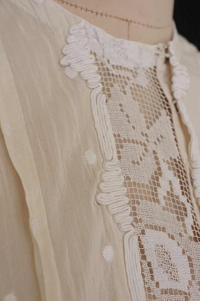 vêtement antique アンティークレースブラウス ポワン刺繍