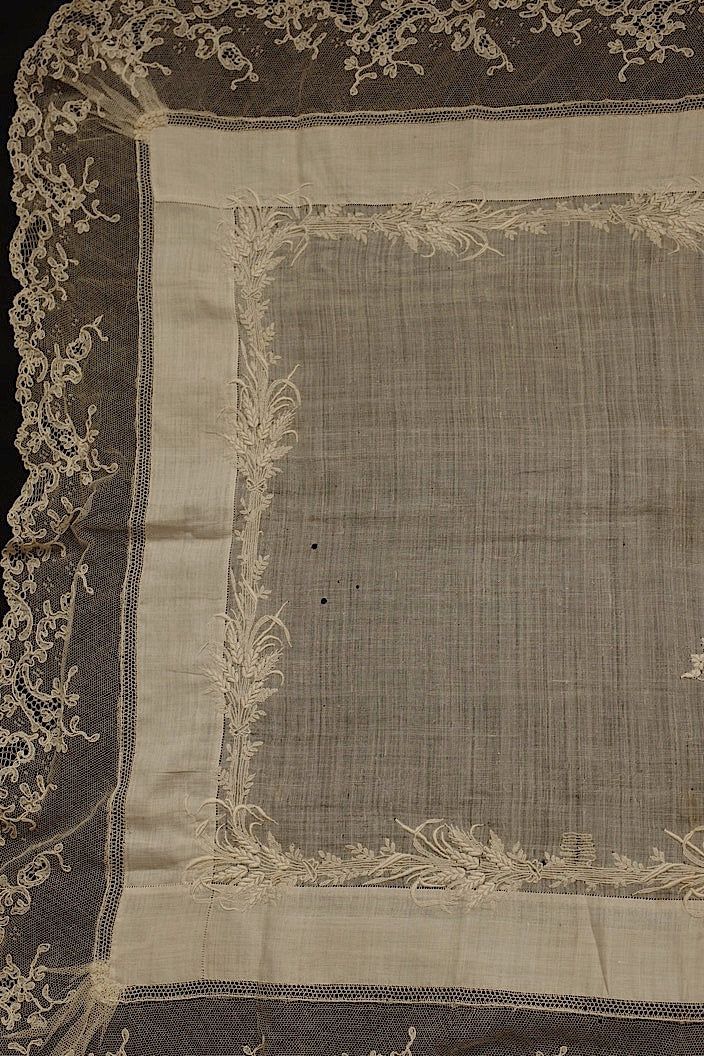mouchoir antique アンティーク刺繍 ハンカチ3