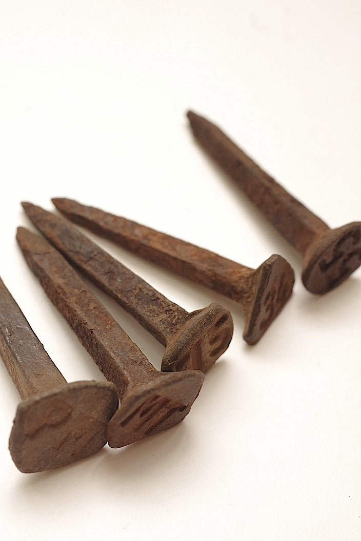 clous antique アンティーク 釘 線路用 6本 .FR a l'epoque