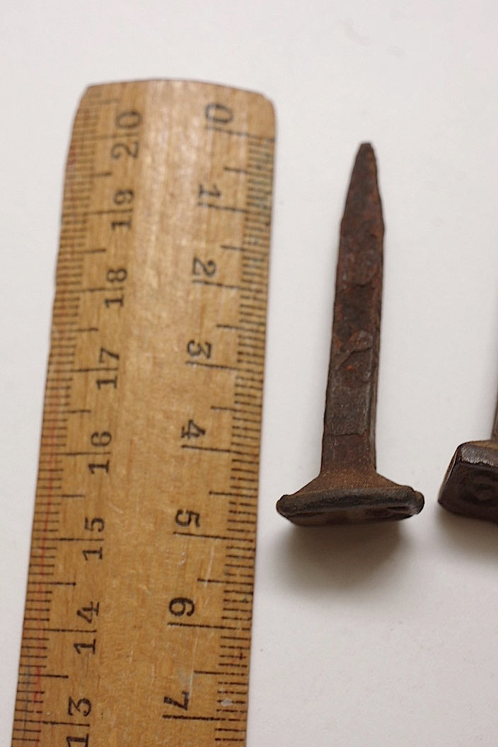 clous antique アンティーク 釘 線路用 6本 .FR a l'epoque