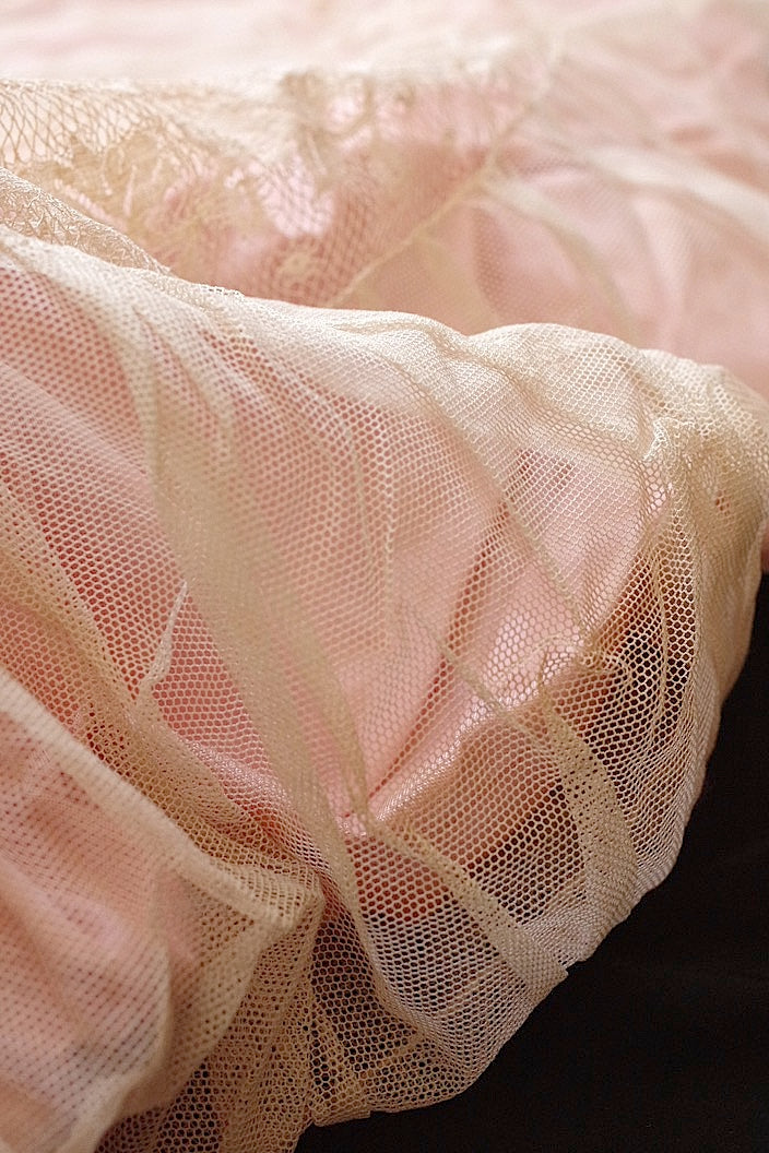 dentelle antique アンティークレース 半月型 クッションカバー .FR a l'epoque