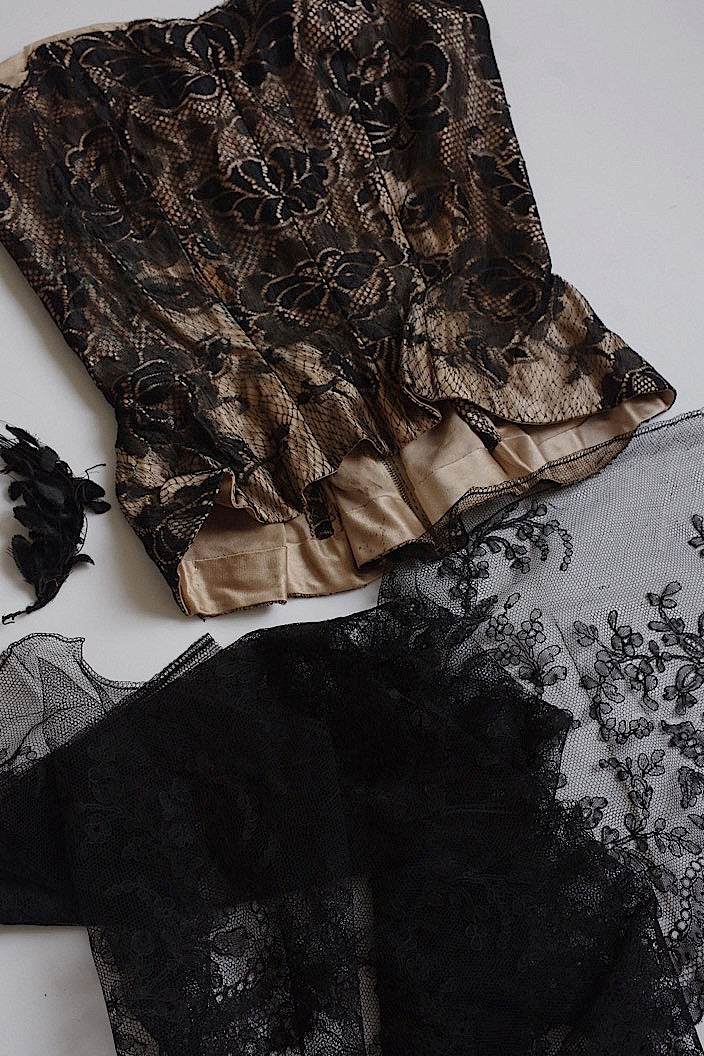 dentelle antique アンティークレース シャンティイレース+ビスティエ .FR a l'epoque