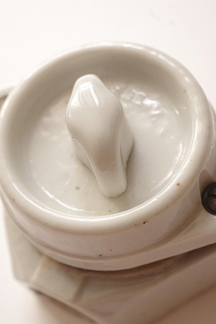 commutateur antique アンティークスイッチ Switch 1 .FR a l'epoque