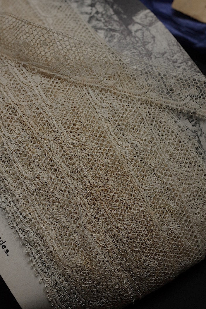 dentelle antique アンティークレース2種