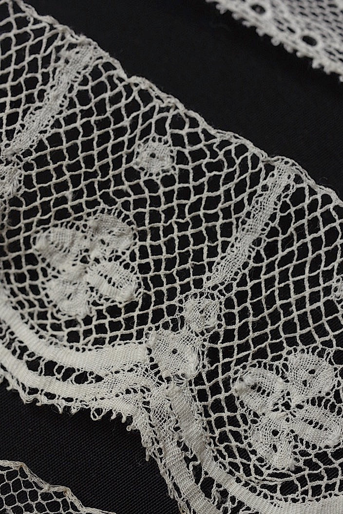 dentelle antique アンティークレース2種
