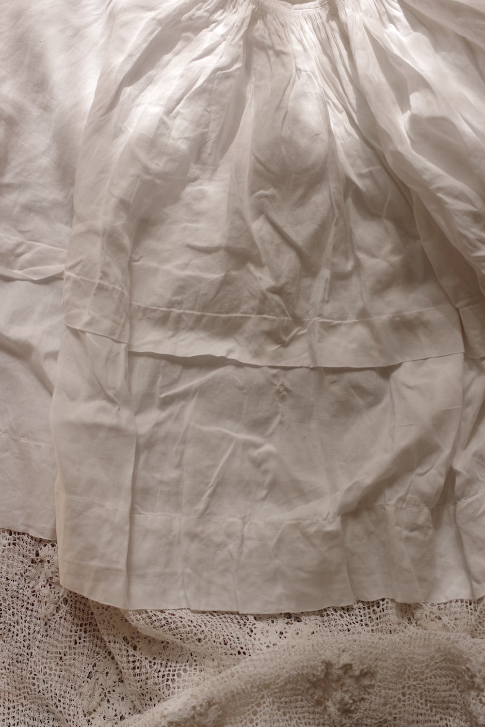 vetement antique アンティーク 教会チュニック aube2 .FR a l'epoque