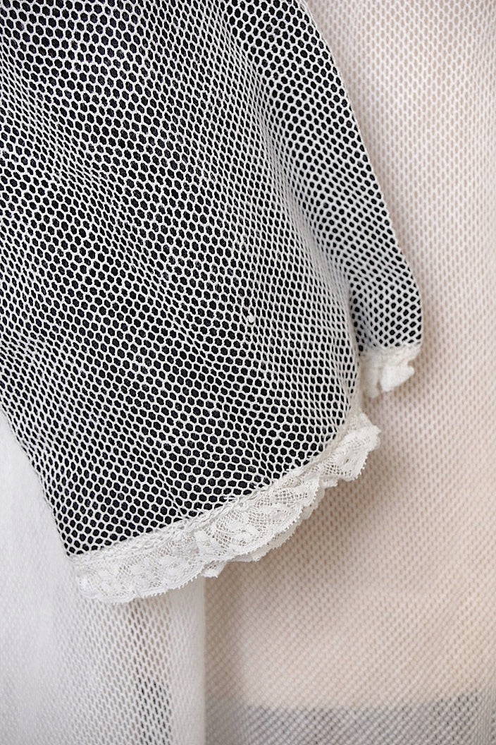 vetement antique アンティーク 教会チュニック aube4 .FR a l'epoque