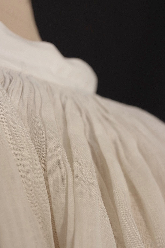 vetement antique アンティーク 教会チュニック aube4 .FR a l'epoque