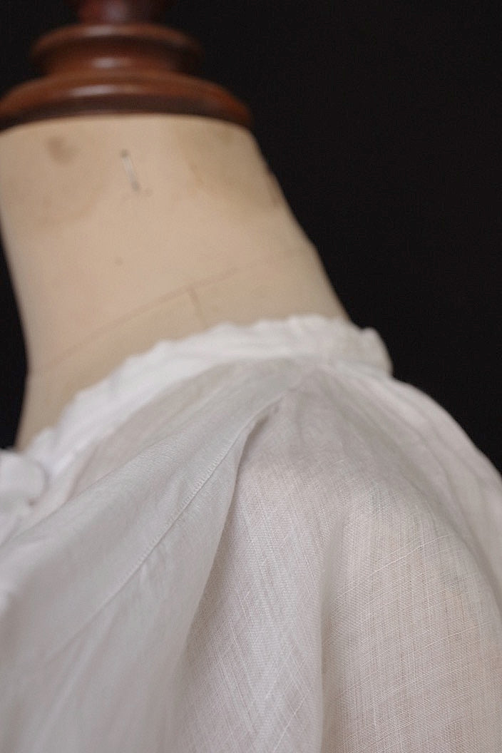 vetement antique アンティーク 教会チュニック aube6 .FR a l'epoque