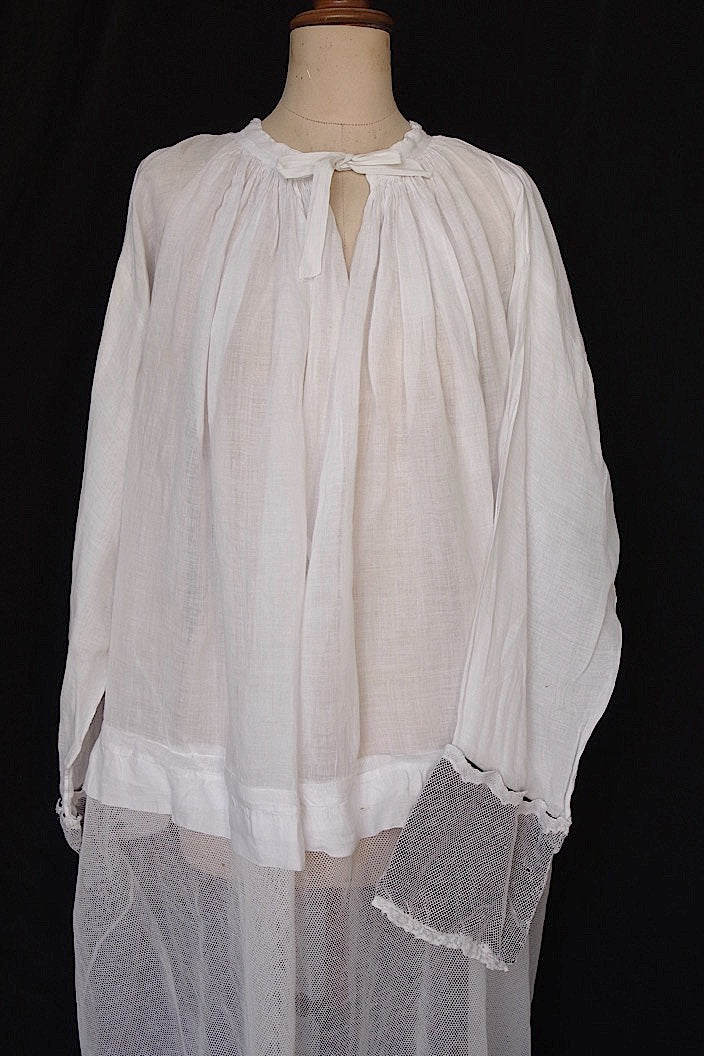 vetement antique アンティーク 教会チュニック aube6 .FR a l'epoque