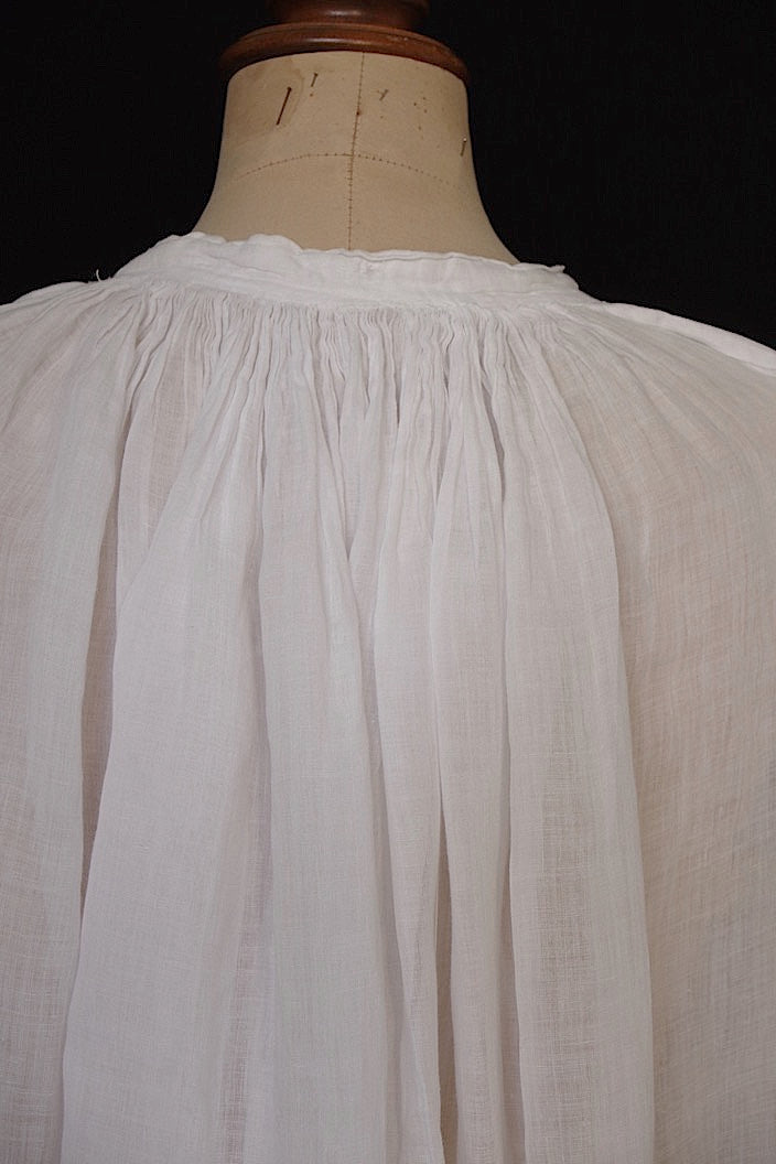 vetement antique アンティーク 教会チュニック aube6 .FR a l'epoque