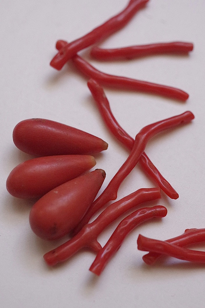 les pièces antique アンティーク corail .FR a l'epoque