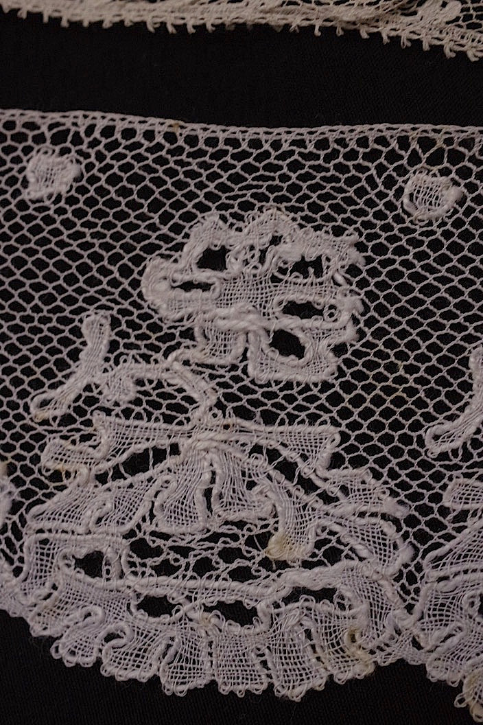 dentelle antique アンティークレース マリンヌ ボビン