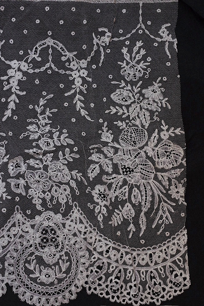 dentelle antique アンティークレース アプリカッションアングレテール 2枚