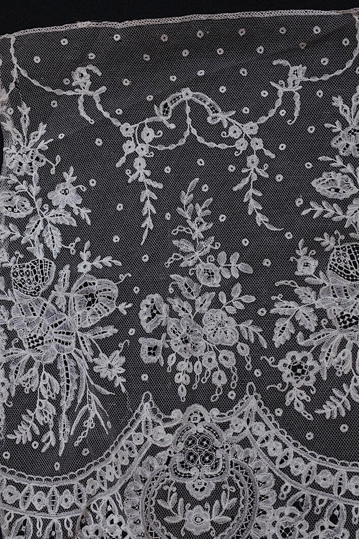 dentelle antique アンティークレース アプリカッションアングレテール 2枚