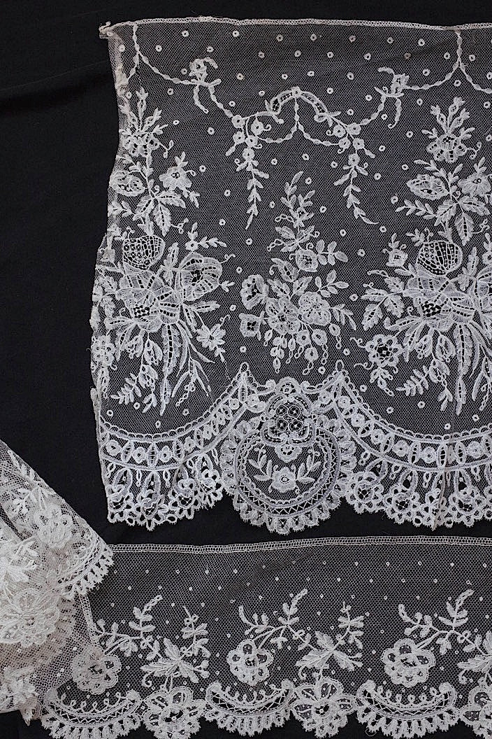 dentelle antique アンティークレース アプリカッションアングレテール 2枚
