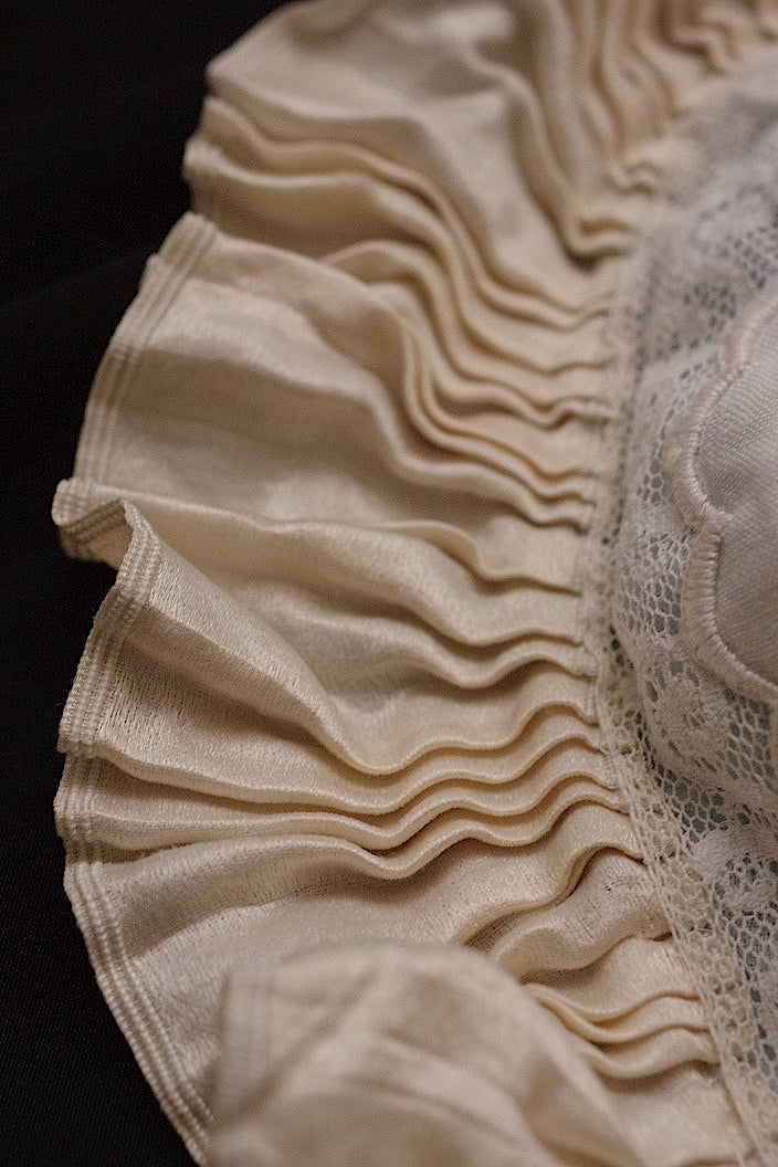 dentelle antique アンティークレース カットワーク ボネ