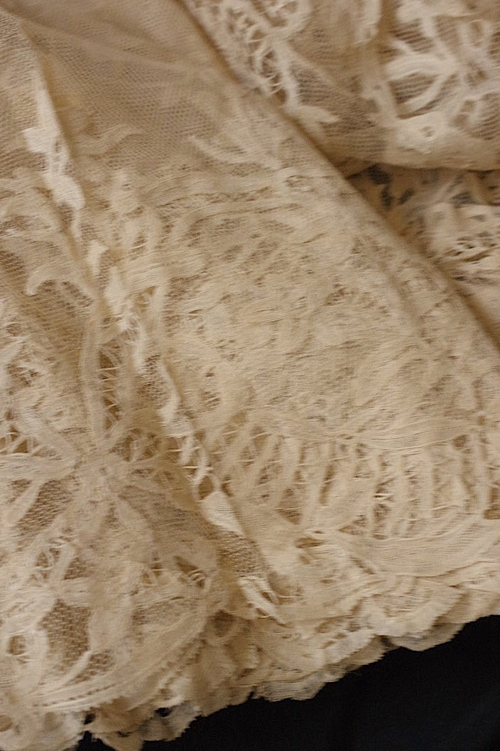 dentelle antique アンティークレース アプリカッションアングレテール par 2m .FR a l'epoque