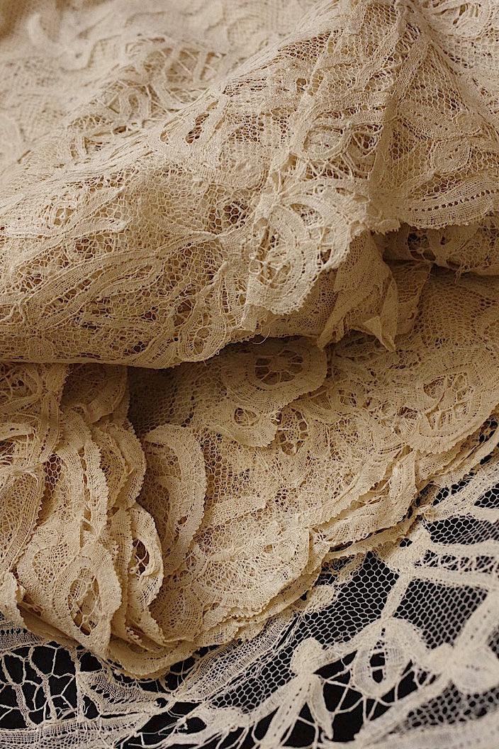 dentelle antique アンティークレース アプリカッションアングレテール par 2m .FR a l'epoque