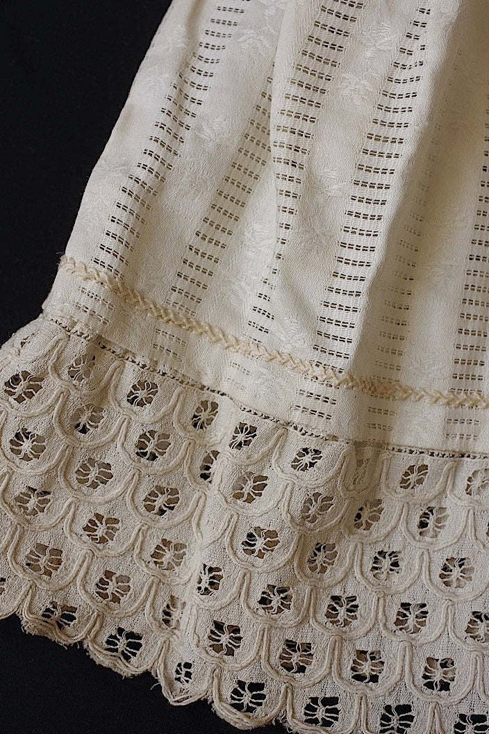 poupée antique アンティークレース ドール用服1 .FR a l'epoque