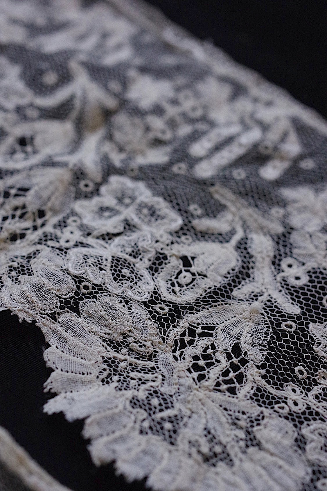 dentelle antique アンティークレース 45+14cm 158cm