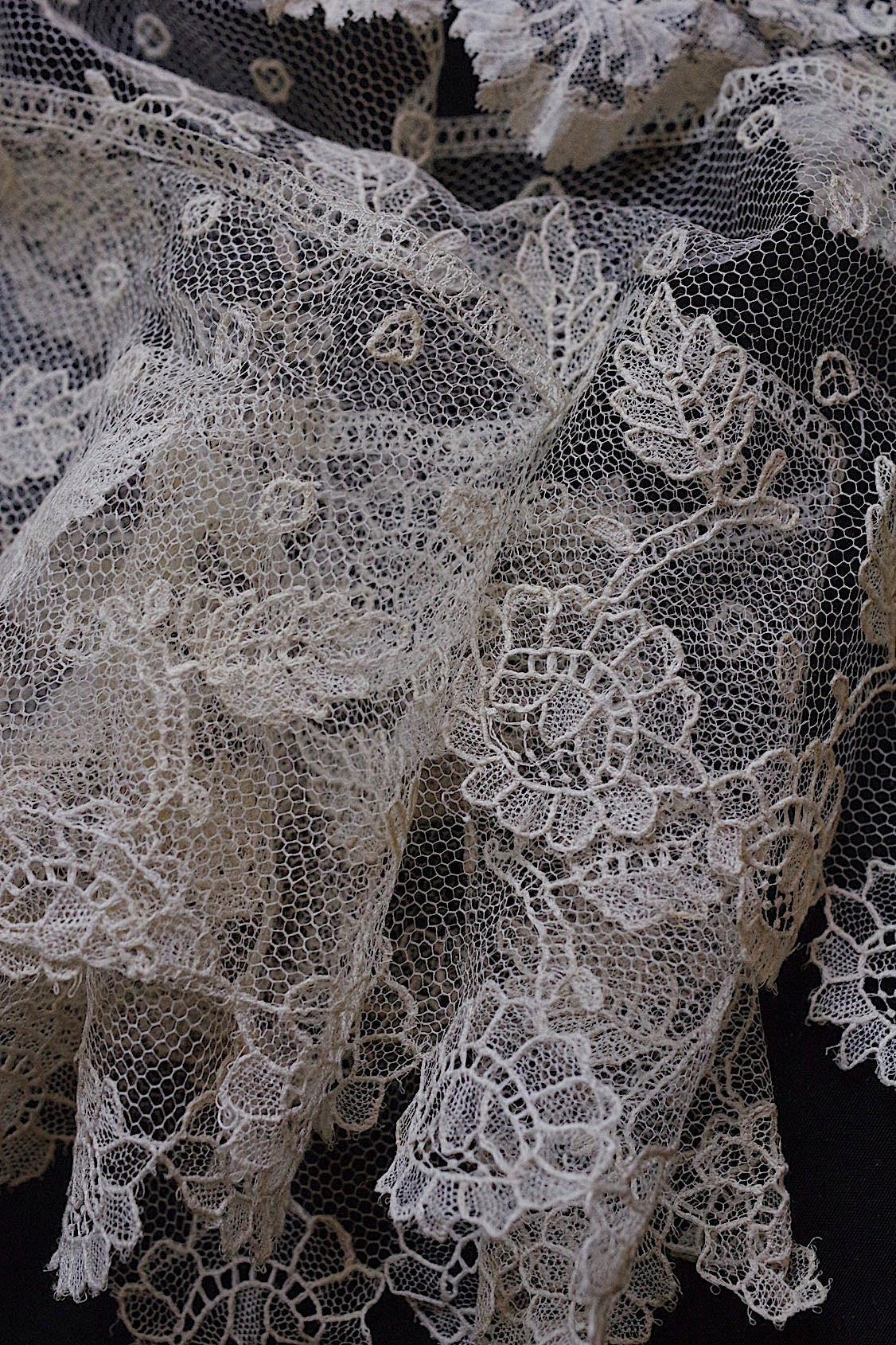 dentelle antique アンティークレース 45+14cm 158cm