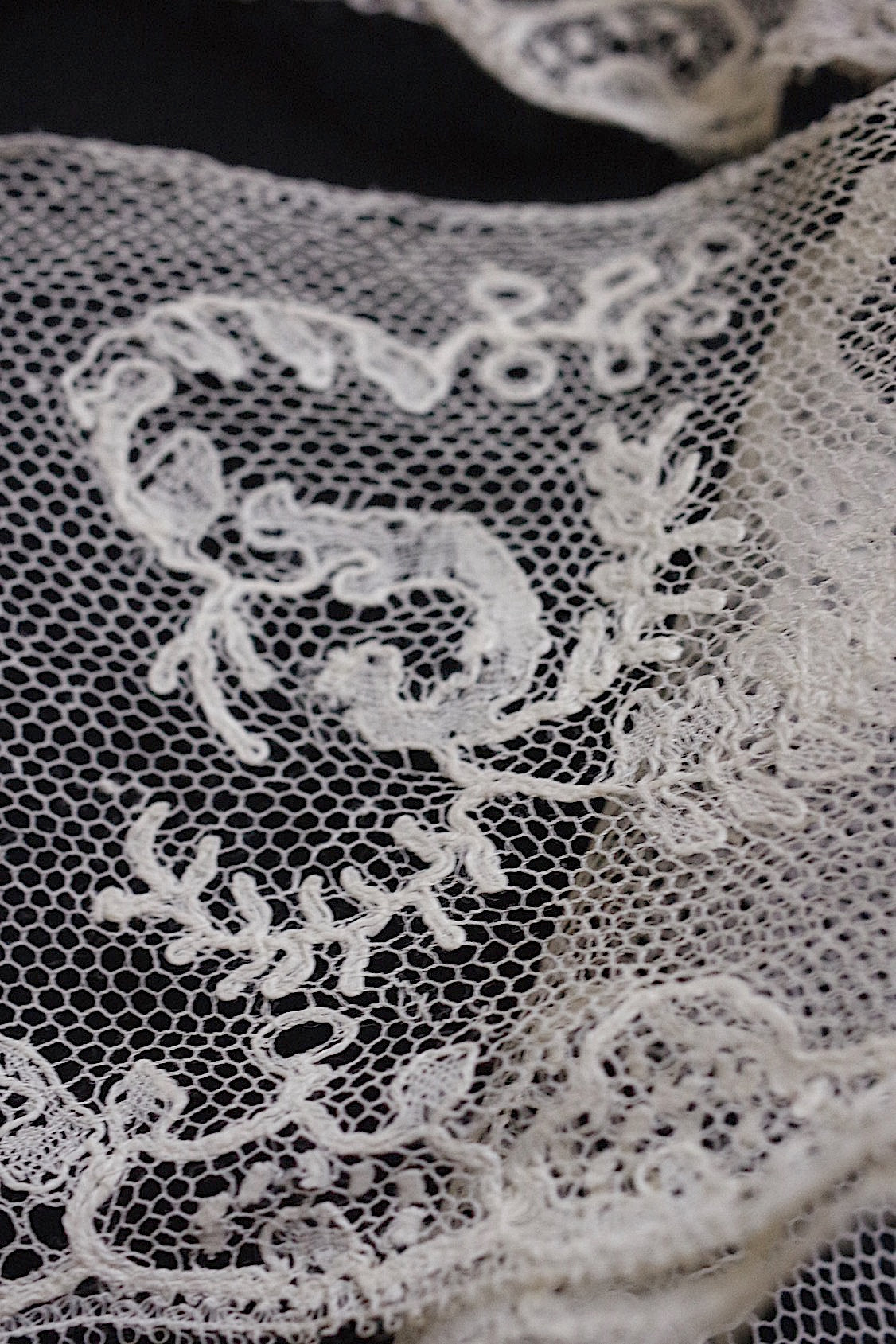 dentelle antique アンティークレース 123+123cm .FR a l'epoque