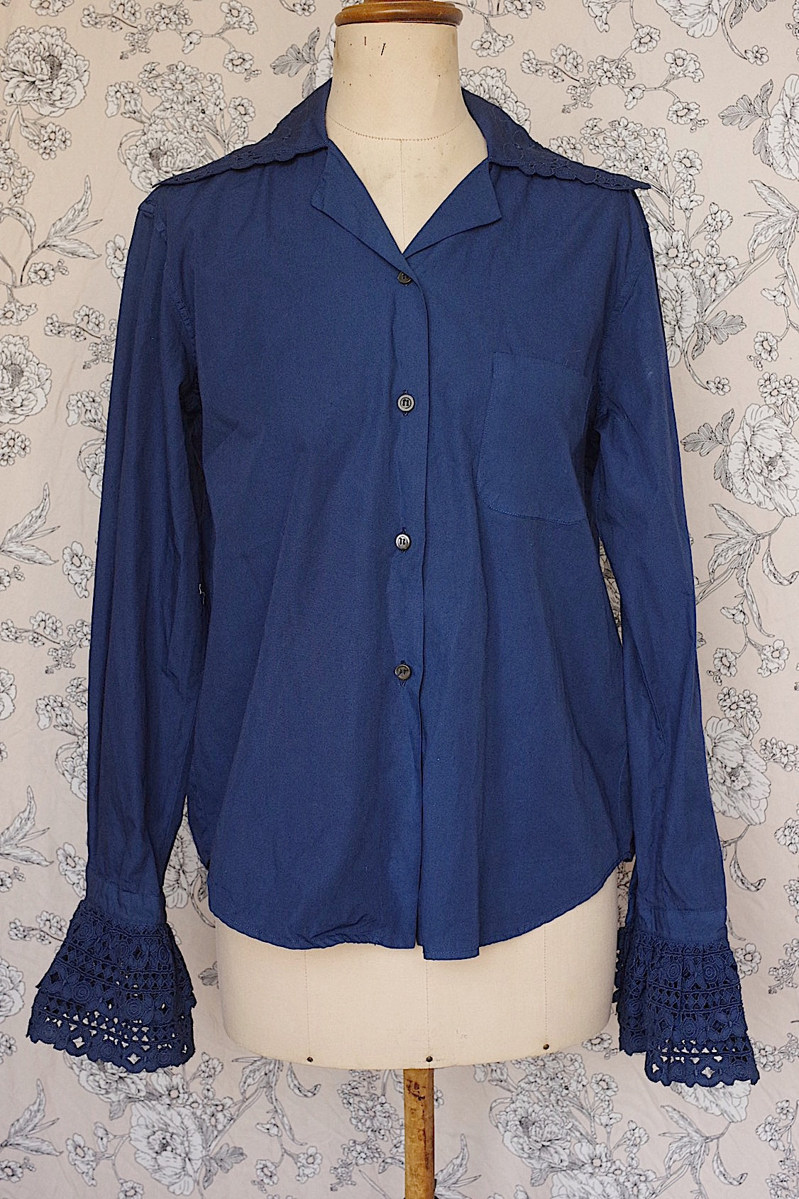 vêtement vintage ヴィンテージブラウス ROMEO GIGLI .FR a l'epoque