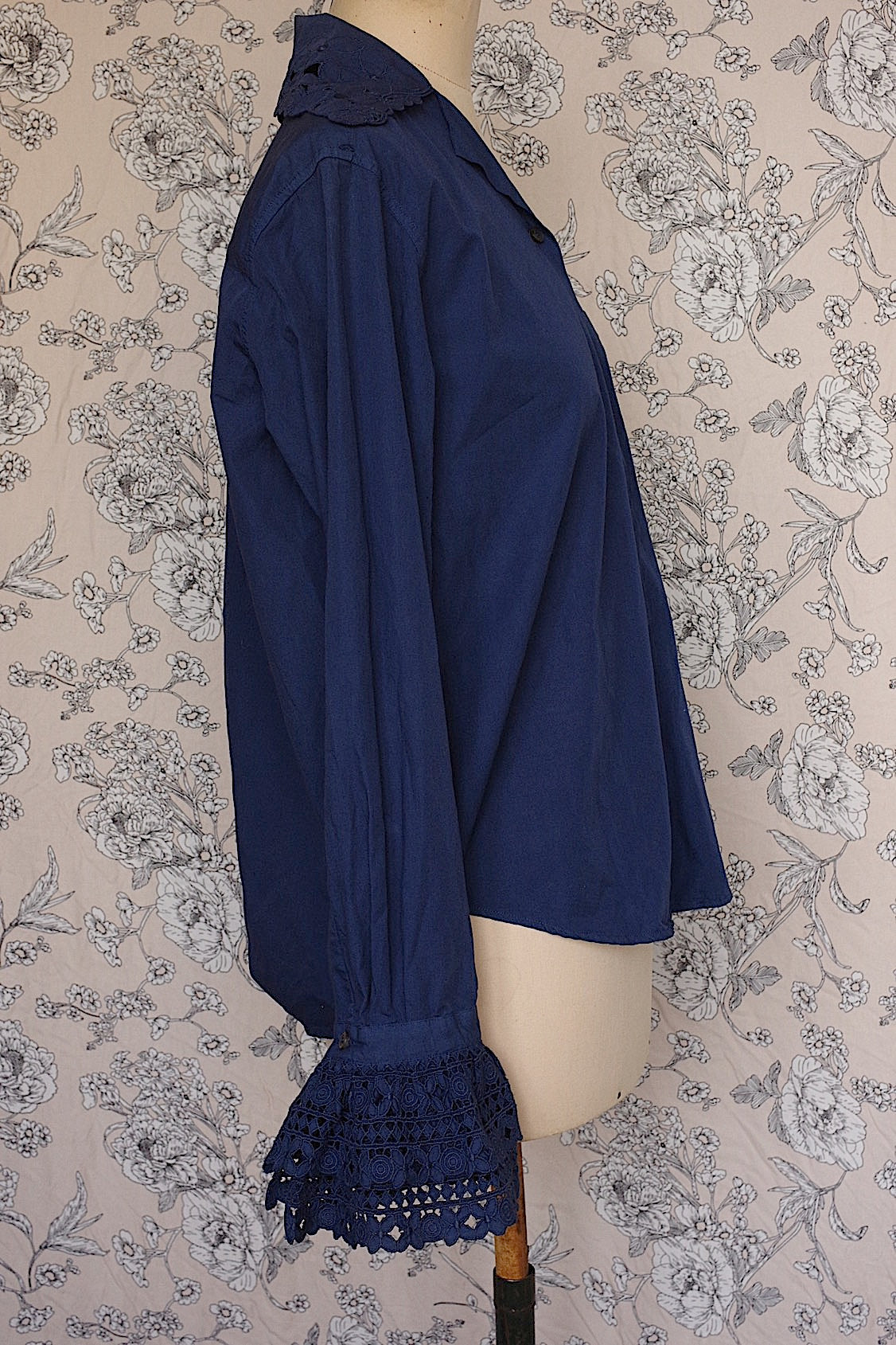 vêtement vintage ヴィンテージブラウス ROMEO GIGLI .FR a l'epoque