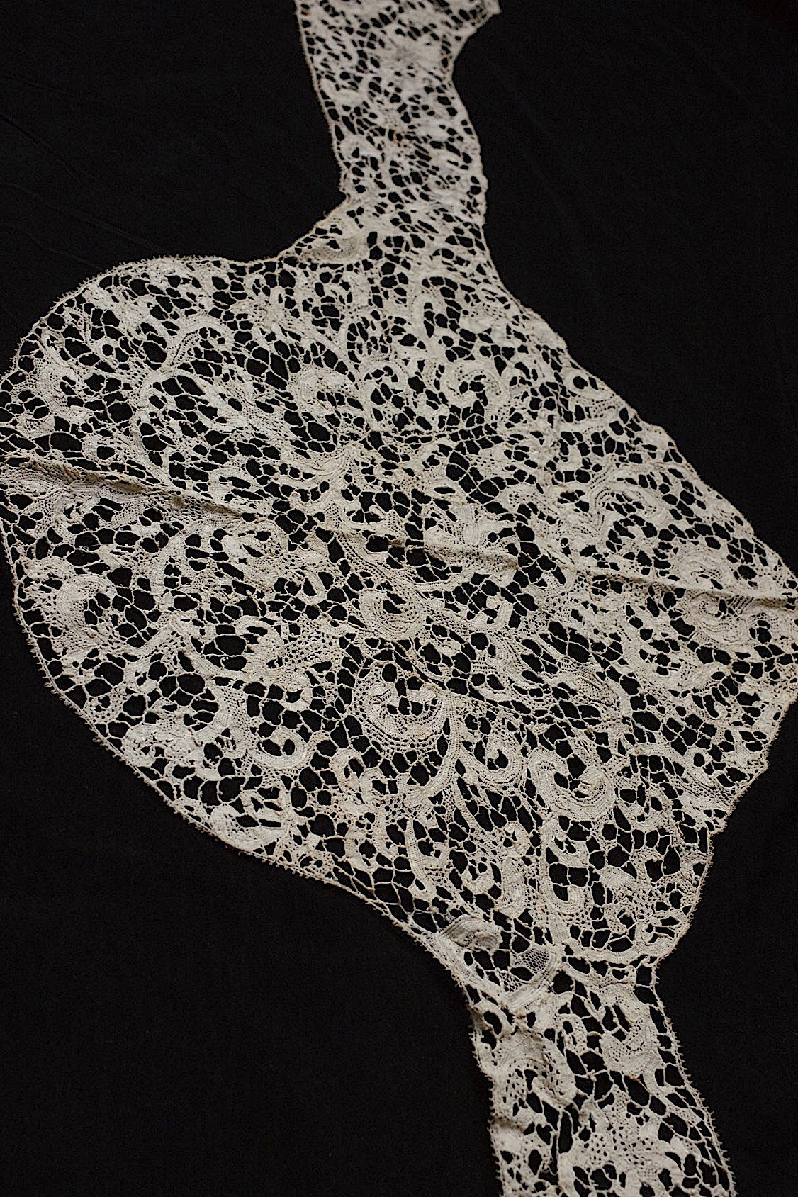 dentelle antique アンティークレース ラペット1