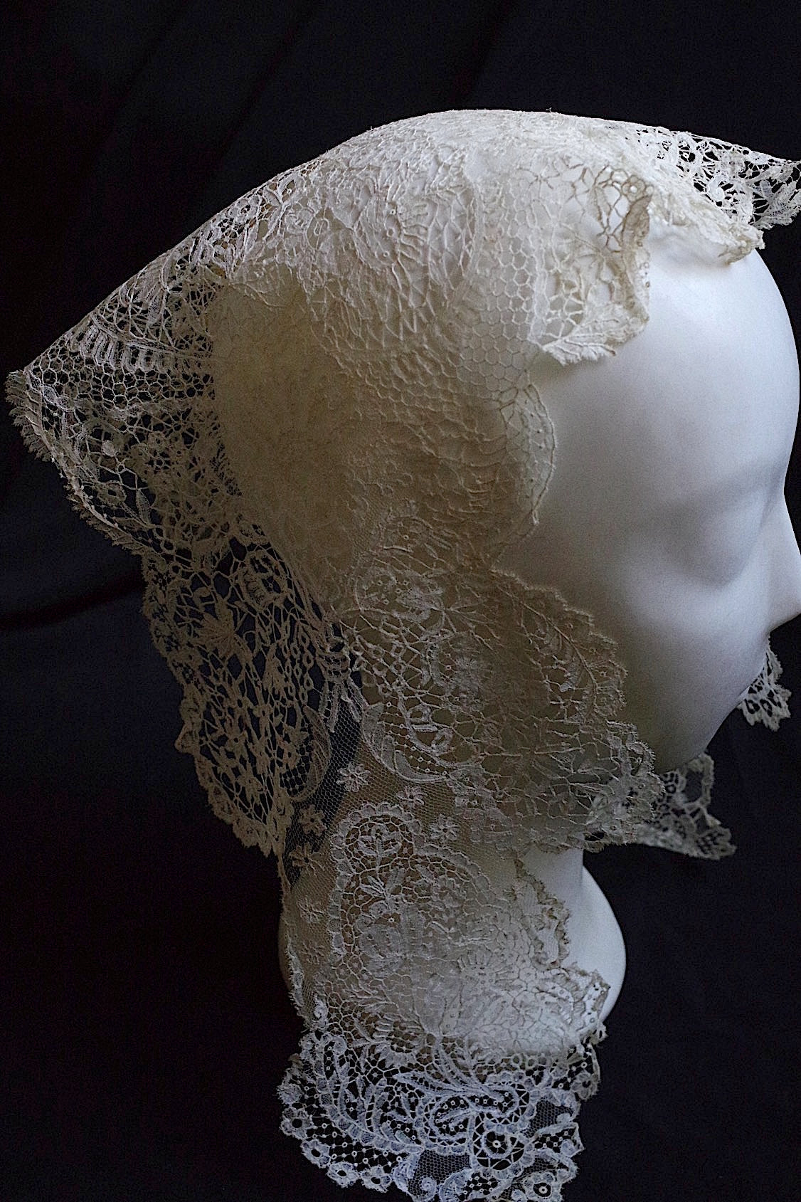 dentelle antique アンティークレース ラペット2