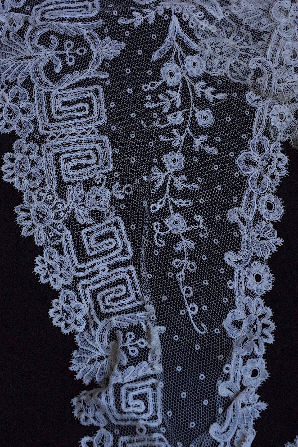 dentelle antique アンティークレース ケープ